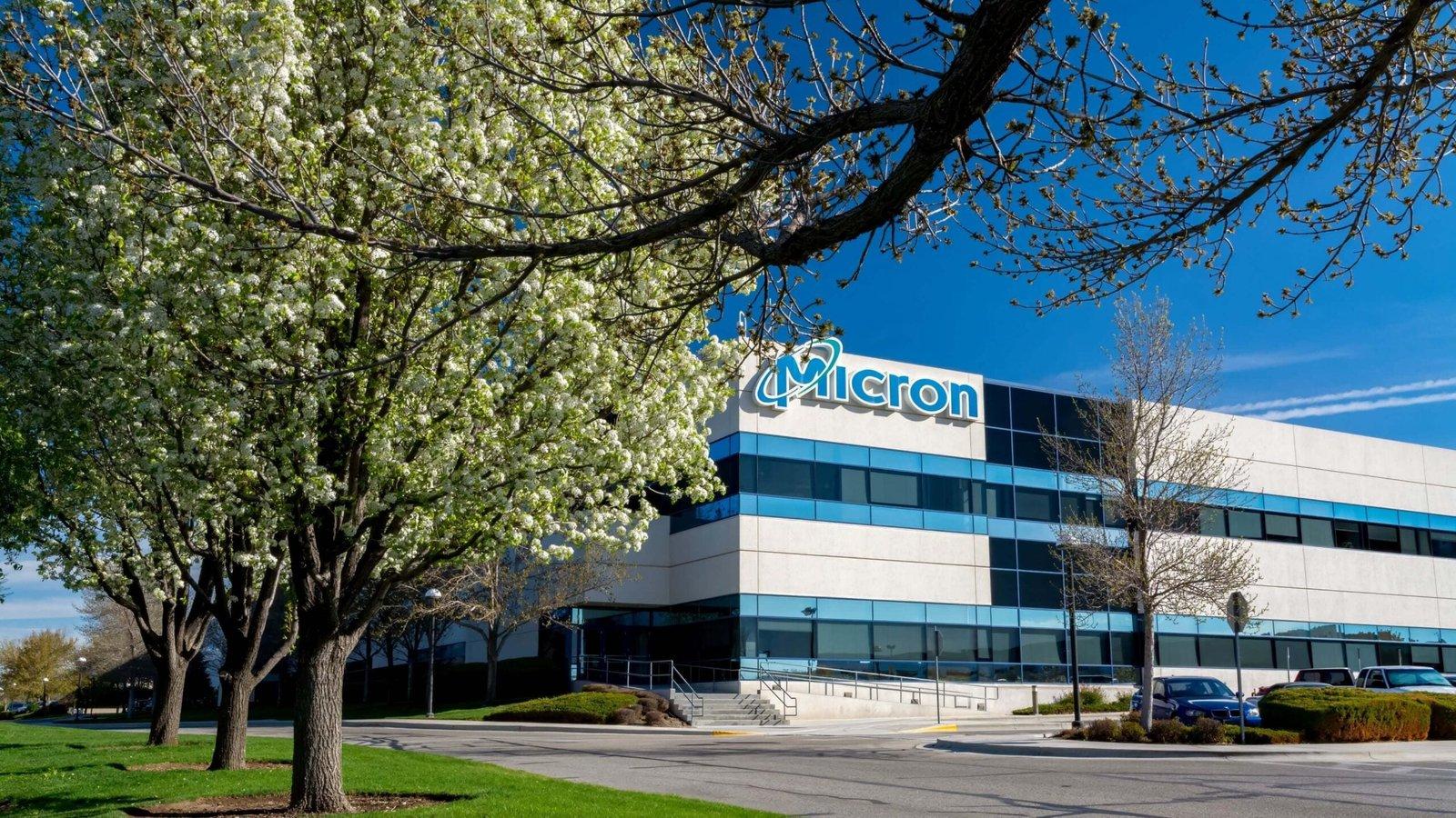 Micron Faces Competition from SK Hynix Debut on Nasdaq