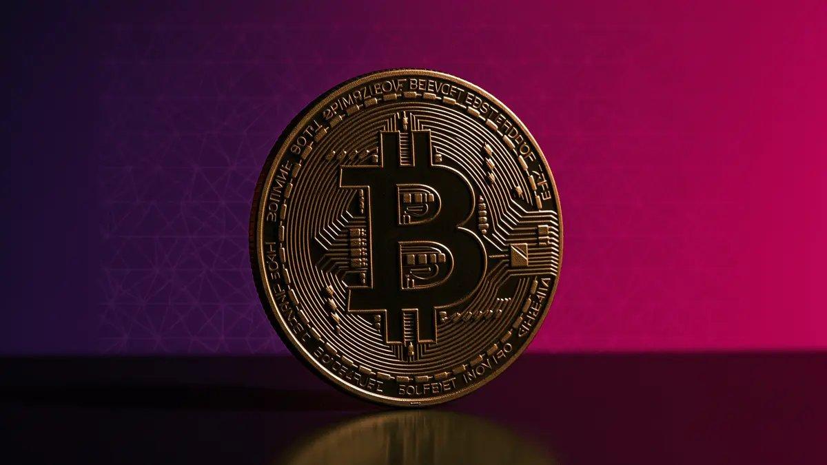 Dave Portnoy Declares to Retain Bitcoin Despite Significant Losses