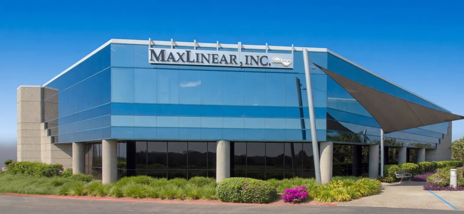 MaxLinear Shares Fall Despite Strong Quarterly Results and Raised Guidance