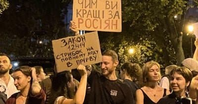 Public Discontent Grows After Ukraine's Defence Minister Dismissal