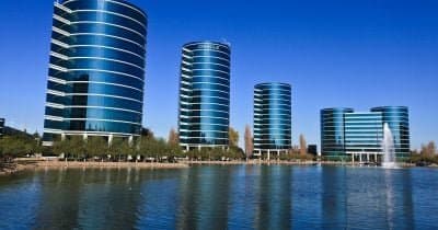 Oracle’s AI Bet Drains Cash as Spending Soars Close to Revenue