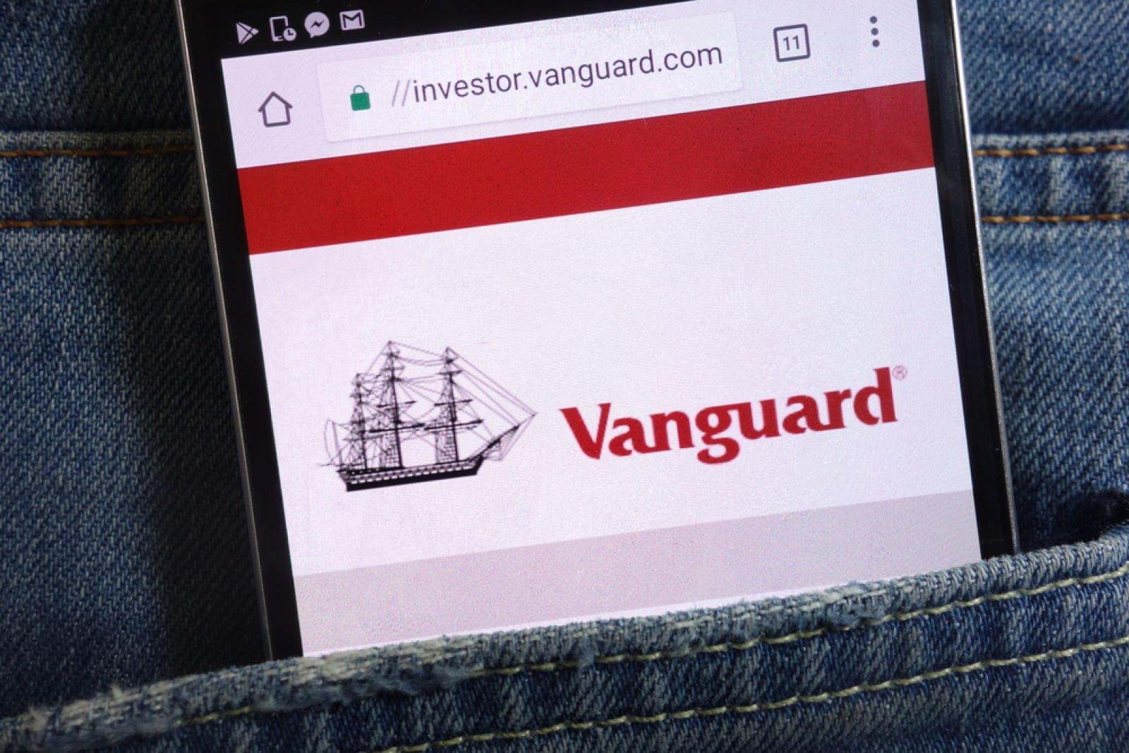 Vanguard Seeks Head of Digital Assets Amid Shift Toward Crypto