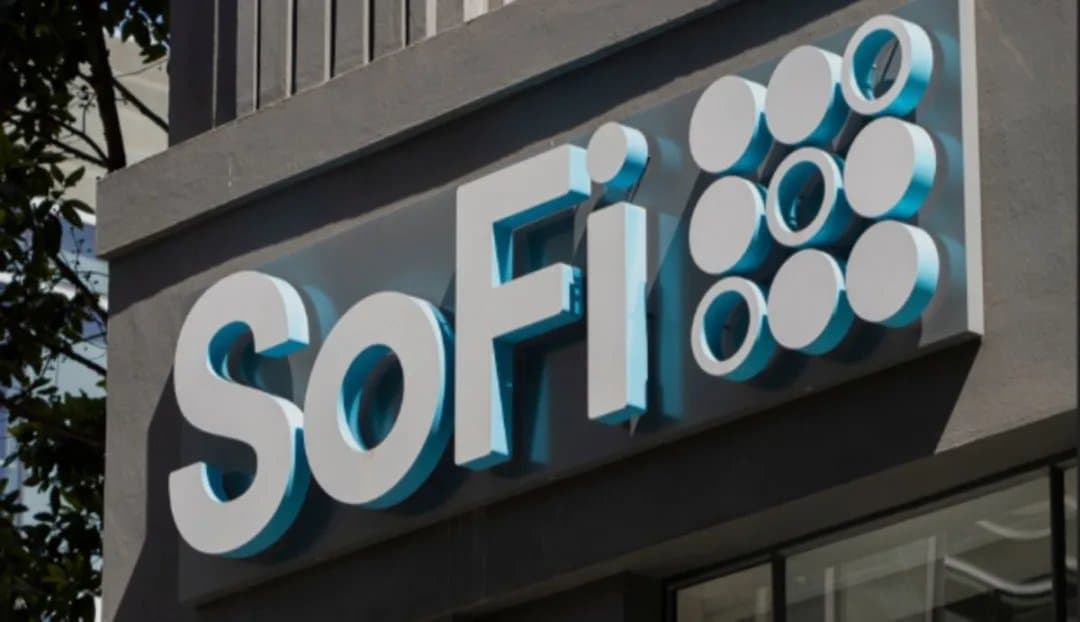 SoFi Stock Drops Over 6% Despite Posting $1.2 Billion Revenue and Earnings Beat