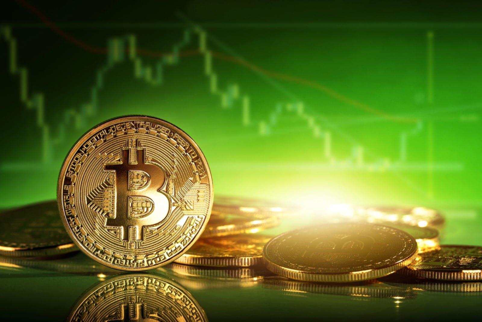 Standard Chartered Maintains $100,000 Bitcoin Price Forecast