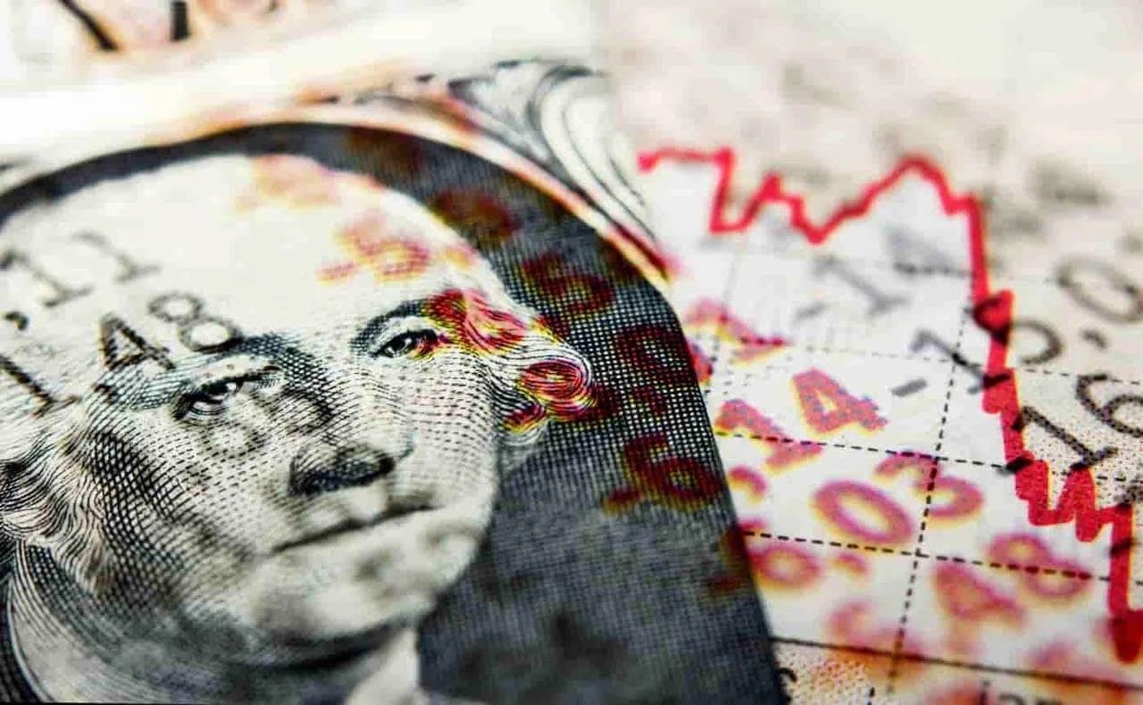 US Corporate Insiders Sell Off $77 Billion in Stocks Amid Market Uncertainty