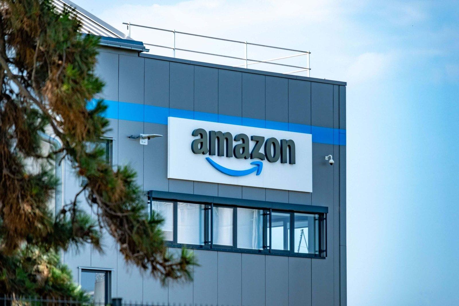 Amazon Plans $25 Billion Bond Sale for AI Investments