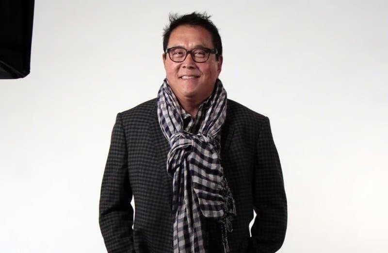 Robert Kiyosaki Reaffirms Prediction of Global Economic Collapse by 2026