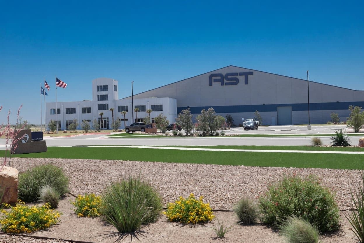Piper Sandler Analyzes AST SpaceMobile and Rocket Lab Growth Potential