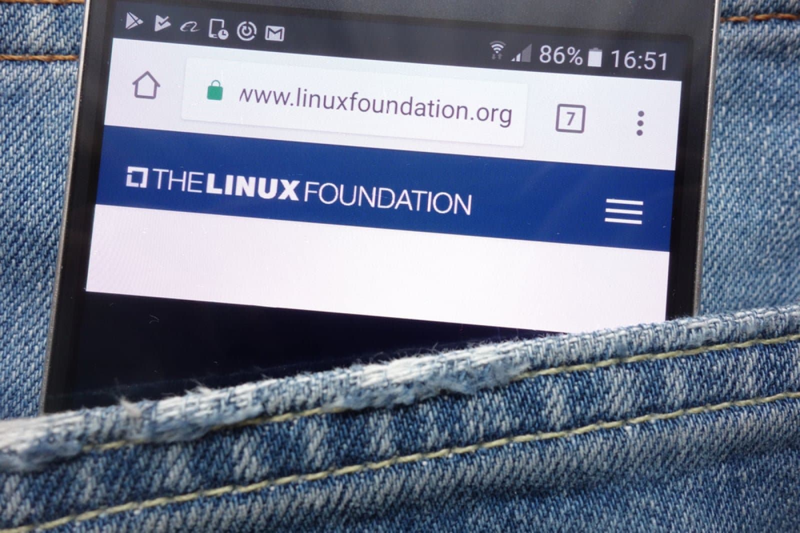 Ripple Partners with Linux Foundation to Enhance AI Payment Standards