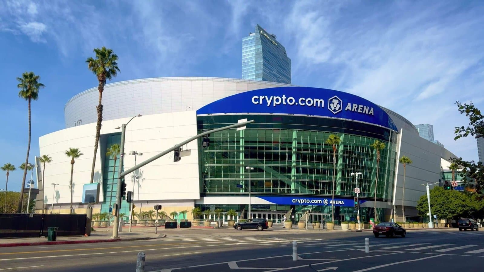 Crypto.com Secures $400 Million Investment Valuing Firm at $20 Billion