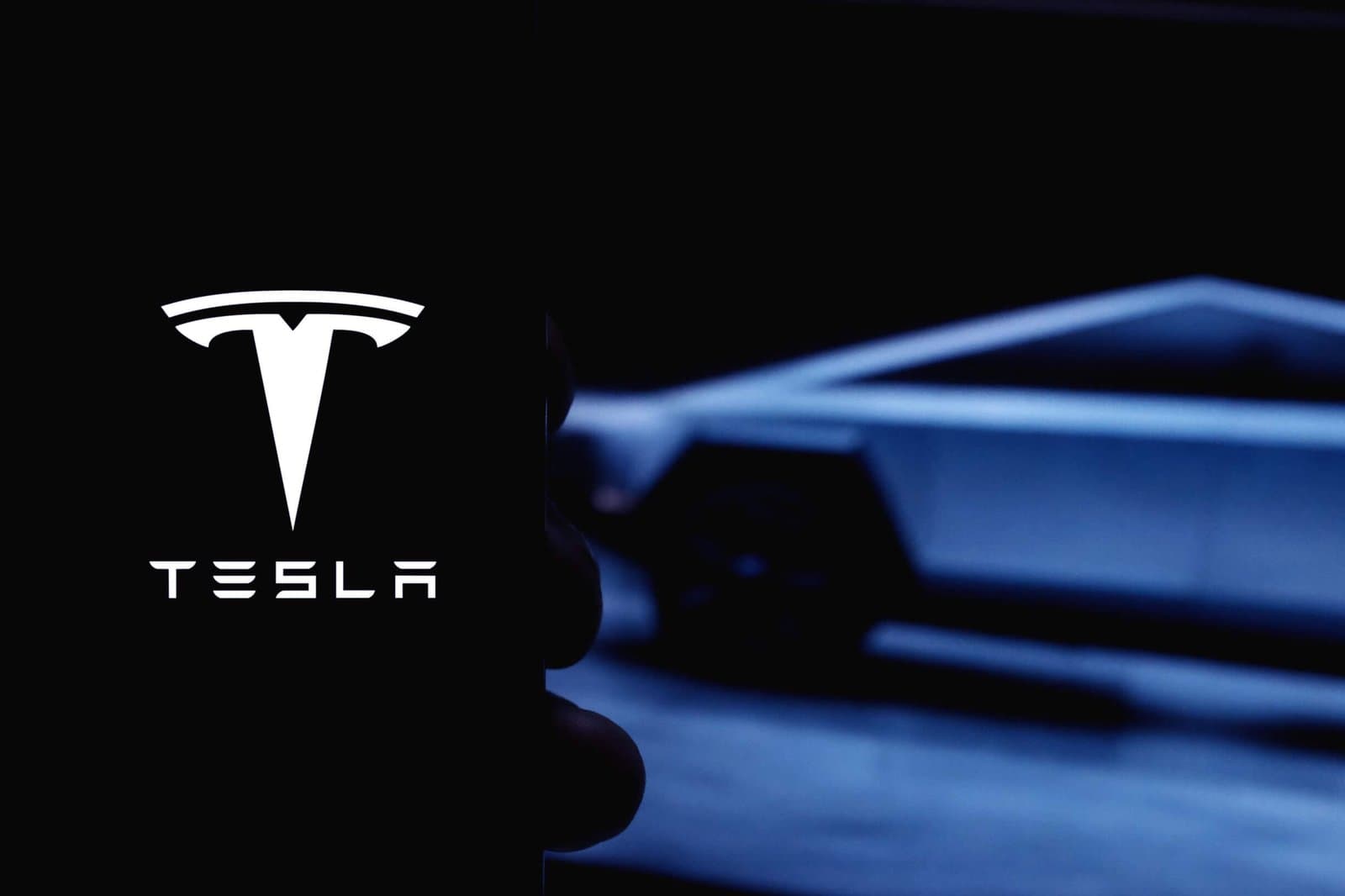Tesla’s Patent Battle Over 5G Licensing Reignited by UK Supreme Court