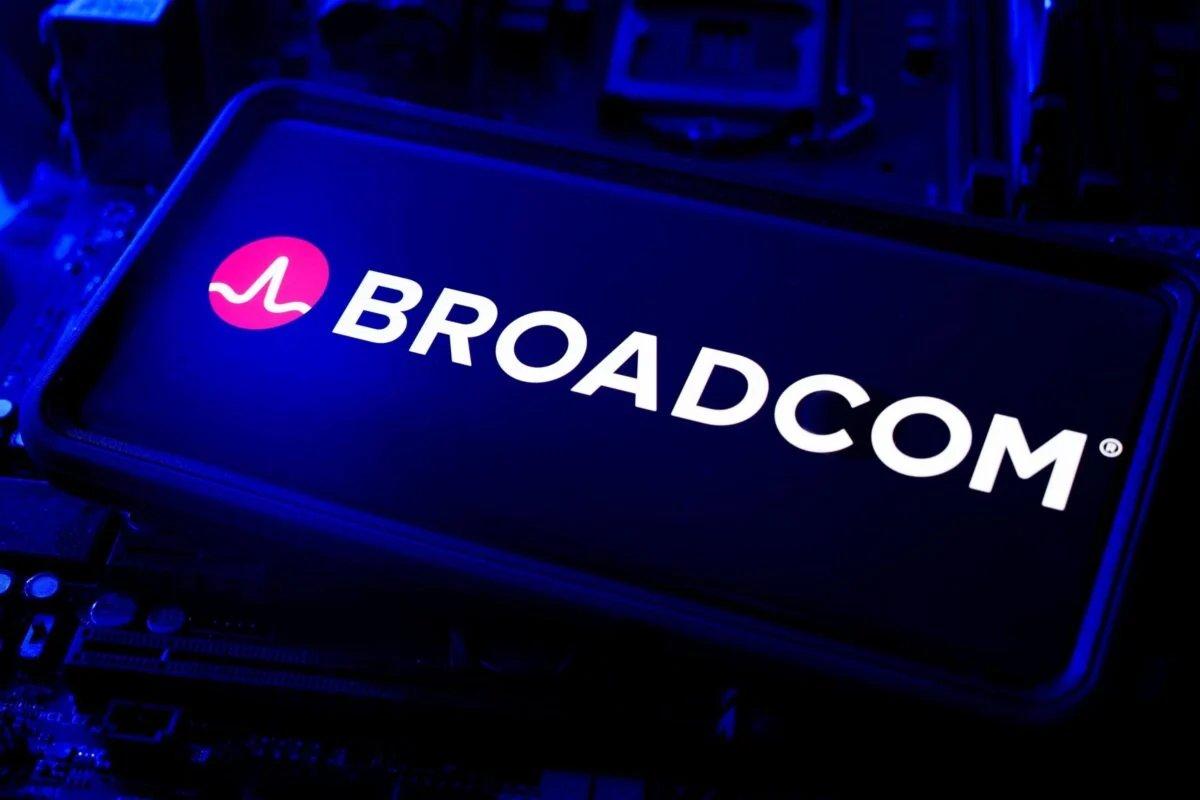 Broadcom Shares Surge After Apple Announces Major Semiconductor Agreement