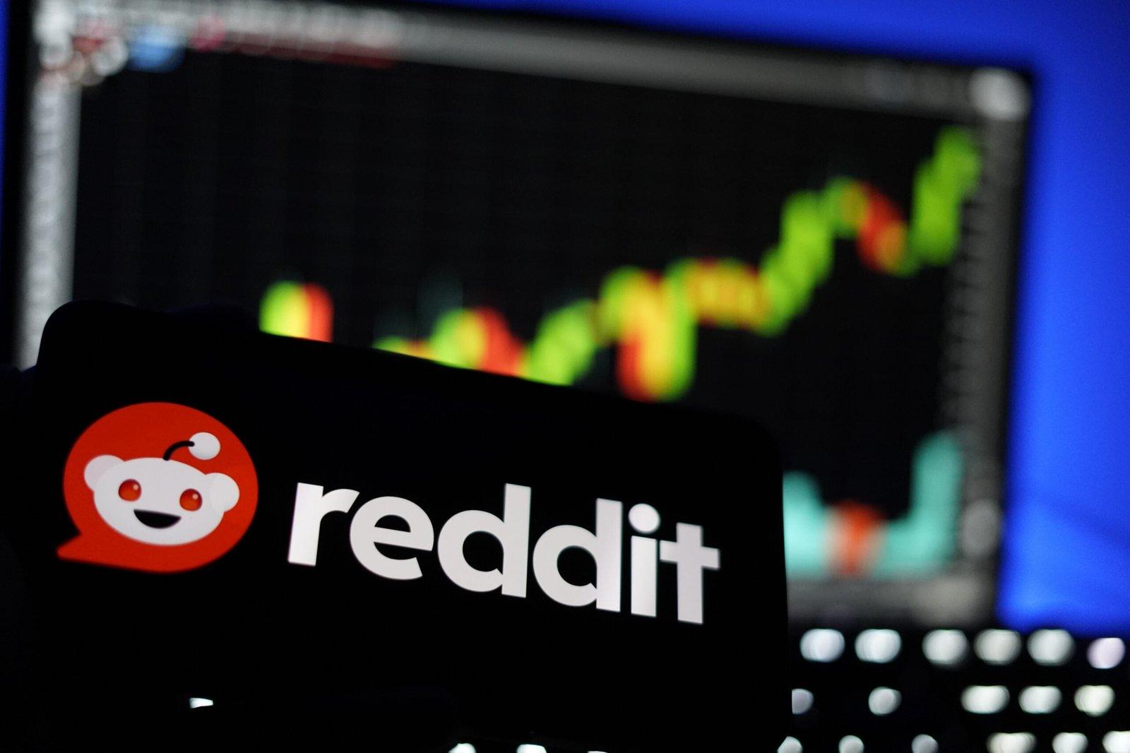 Reddit Shares Rise Ahead of Earnings Report Boosted by Advertising Growth