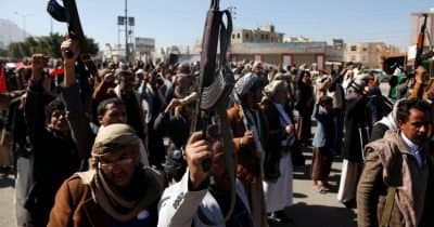 Red Sea Oil Flow Persists Despite Houthi Attacks and Tensions