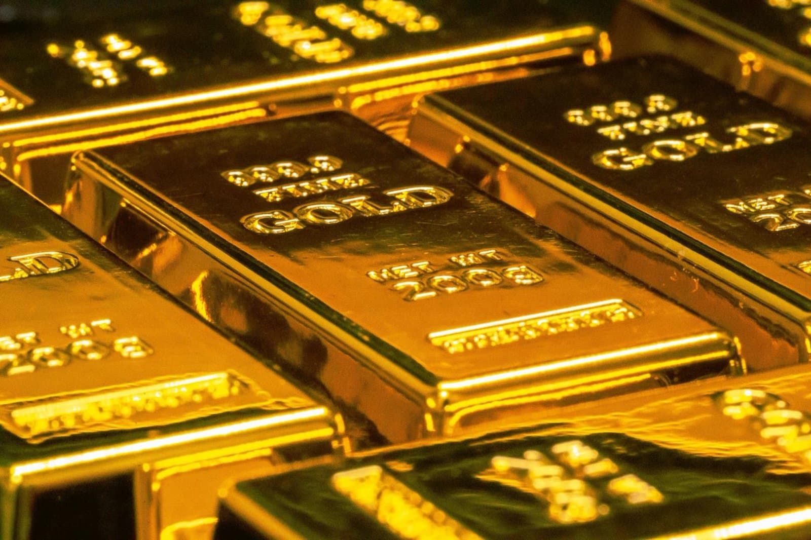 Tether Posts $1.5 Billion Profit as Reserve Cushion Shrinks by 50%
