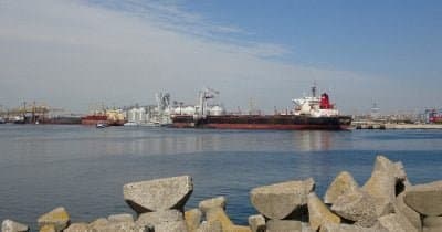 Russian Strikes Hit Ukrainian Ships and Mykolaiv Port in Black Sea Conflict
