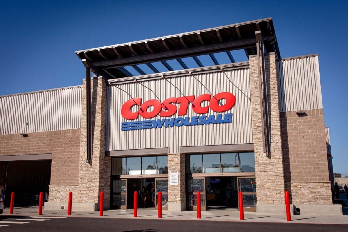 RBC Capital Initiates Coverage of Costco with Hold Rating