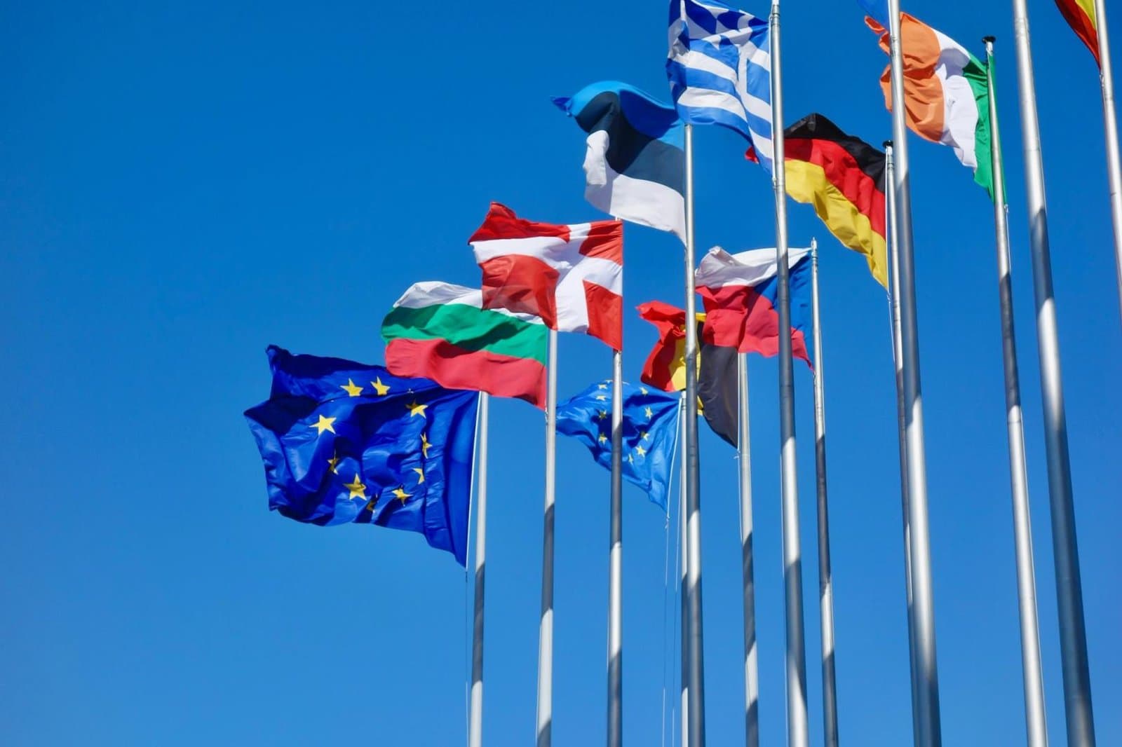 EU Moves to Revise MiCA Framework as Grandfathering Period Expires July 1