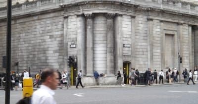 Bank of England Predicts Inflation Near 3% into 2027 as UK Growth Slows Dramatically
