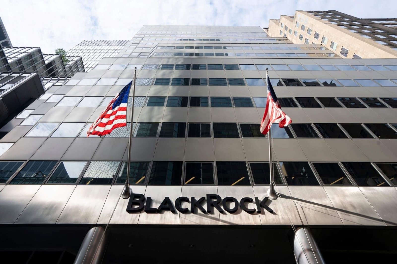 BlackRock Reports Strong Q2 Earnings with Record $15.3 Trillion AUM