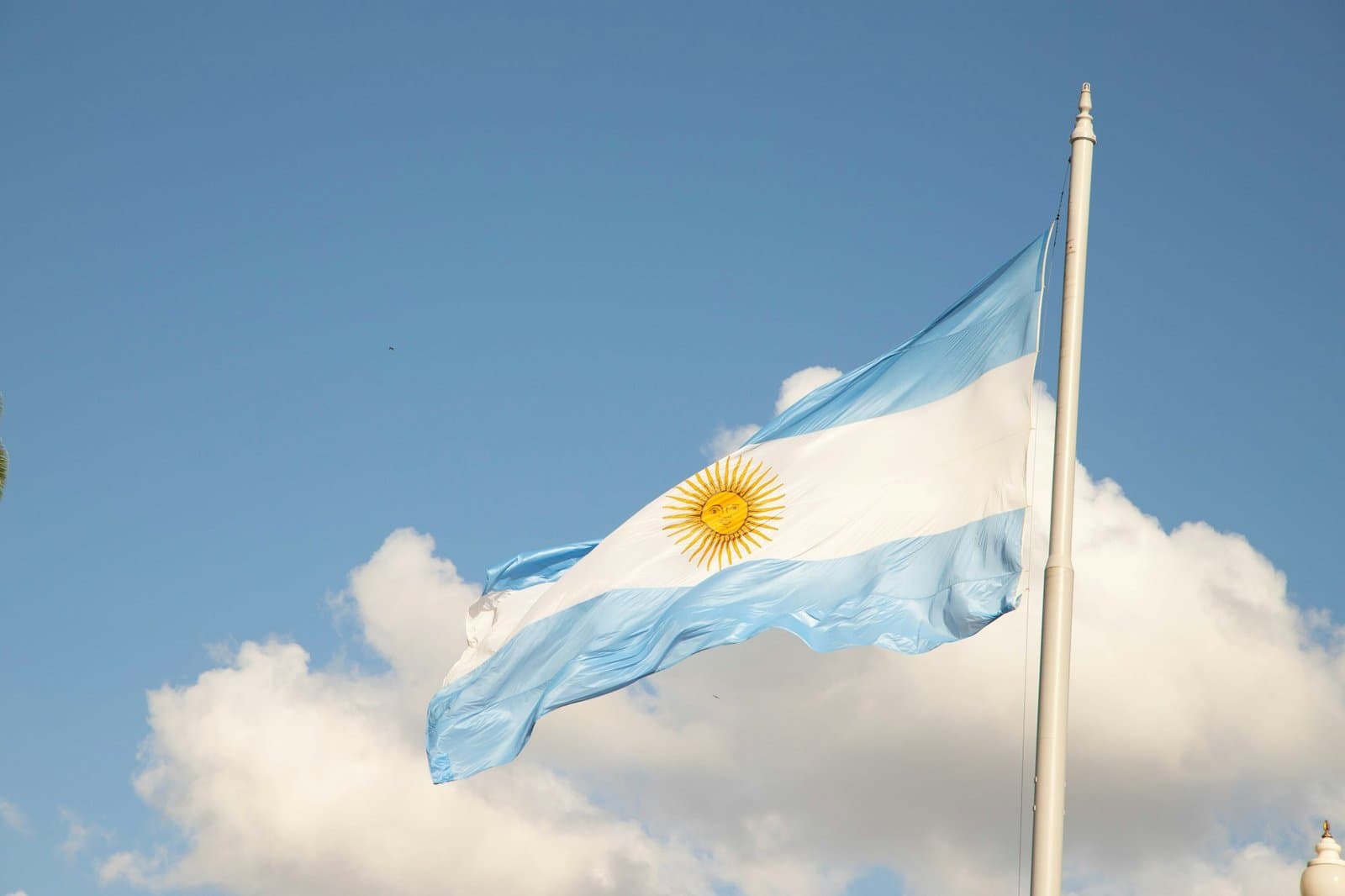 Argentina Considers Allowing Mutual Funds to Invest in Cryptocurrencies