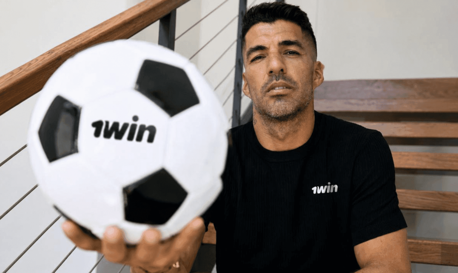 Luis Suárez Teams Up With 1win Betwave to Deliver Expert World Cup Predictions