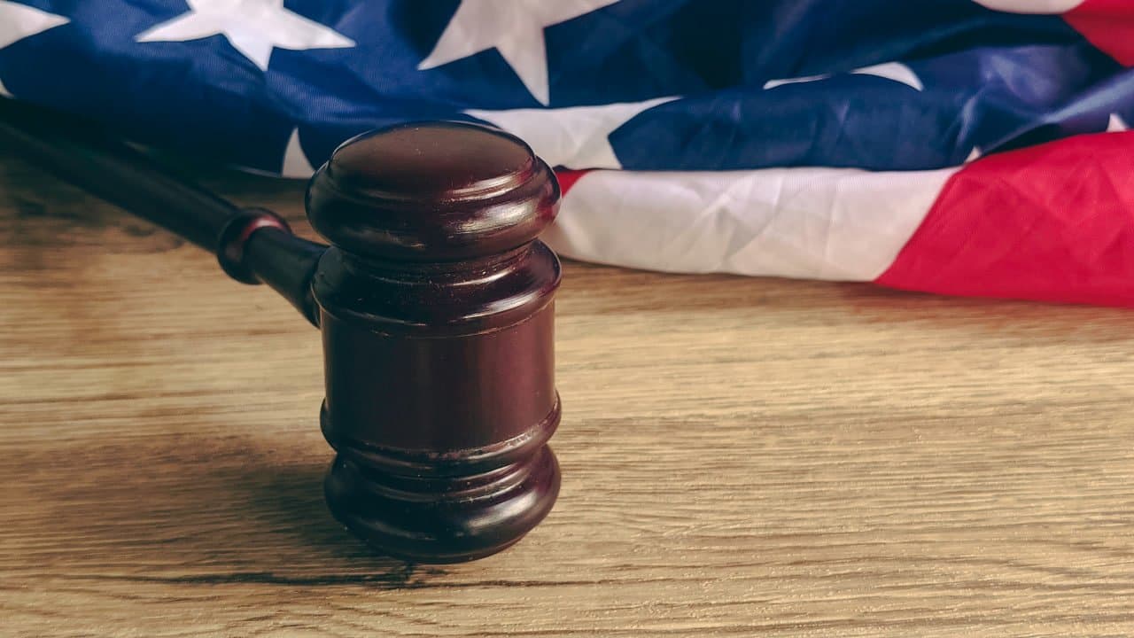 US Regulators Miss GENIUS Act Deadline, Extending Stablecoin Regulatory Uncertainty