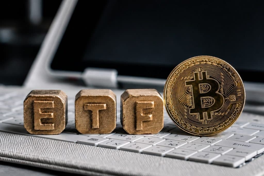 Bitcoin ETFs Register Modest Inflows Over Two Weeks Amid Limited Institutional Interest