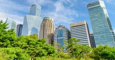 Korean Retail Investors Hit Hard as AI Stock Rally Crashes, Crypto Markets Eye the Fallout