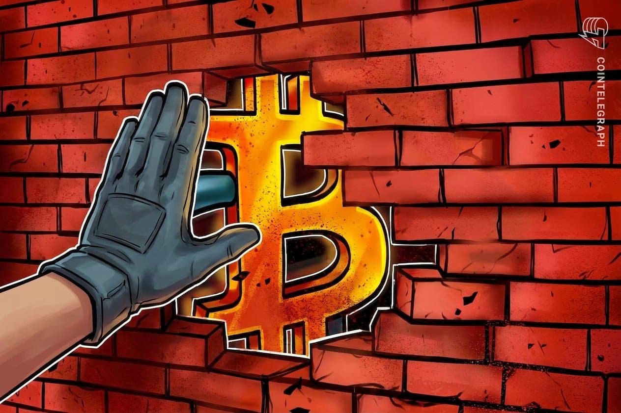 Bitcoin Struggles to Surpass $65,000 Amid Tech Stocks Sell-Off