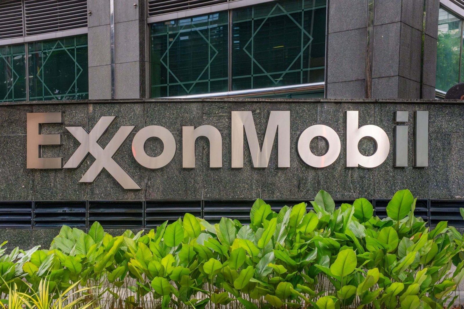 Acorn Financial Boosts ExxonMobil Stake by Over 1,000%