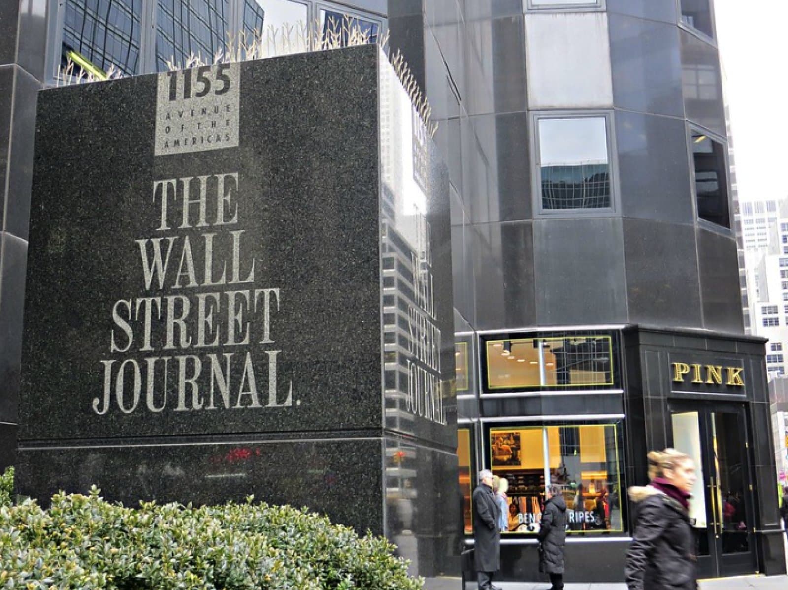 Wall Street Journal Takes Aim at Crypto Clarity Act Over Financial Risks