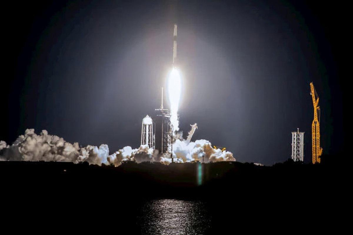 Congressman Faces Scrutiny Over Stock Purchase in SpaceX