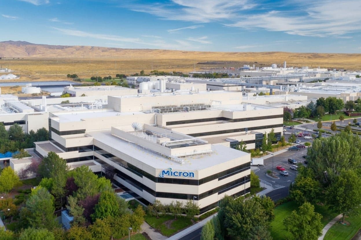 Micron Shares Decline Amid TSMC Capex Hike and Market Concerns