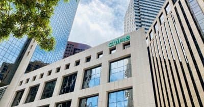 Chime Expands into Stock Trading and Retirement Accounts Challenging Robinhood