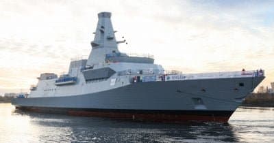 UK Naval Ship Near Oman Hit by Unknown Projectile, Crew Evacuates