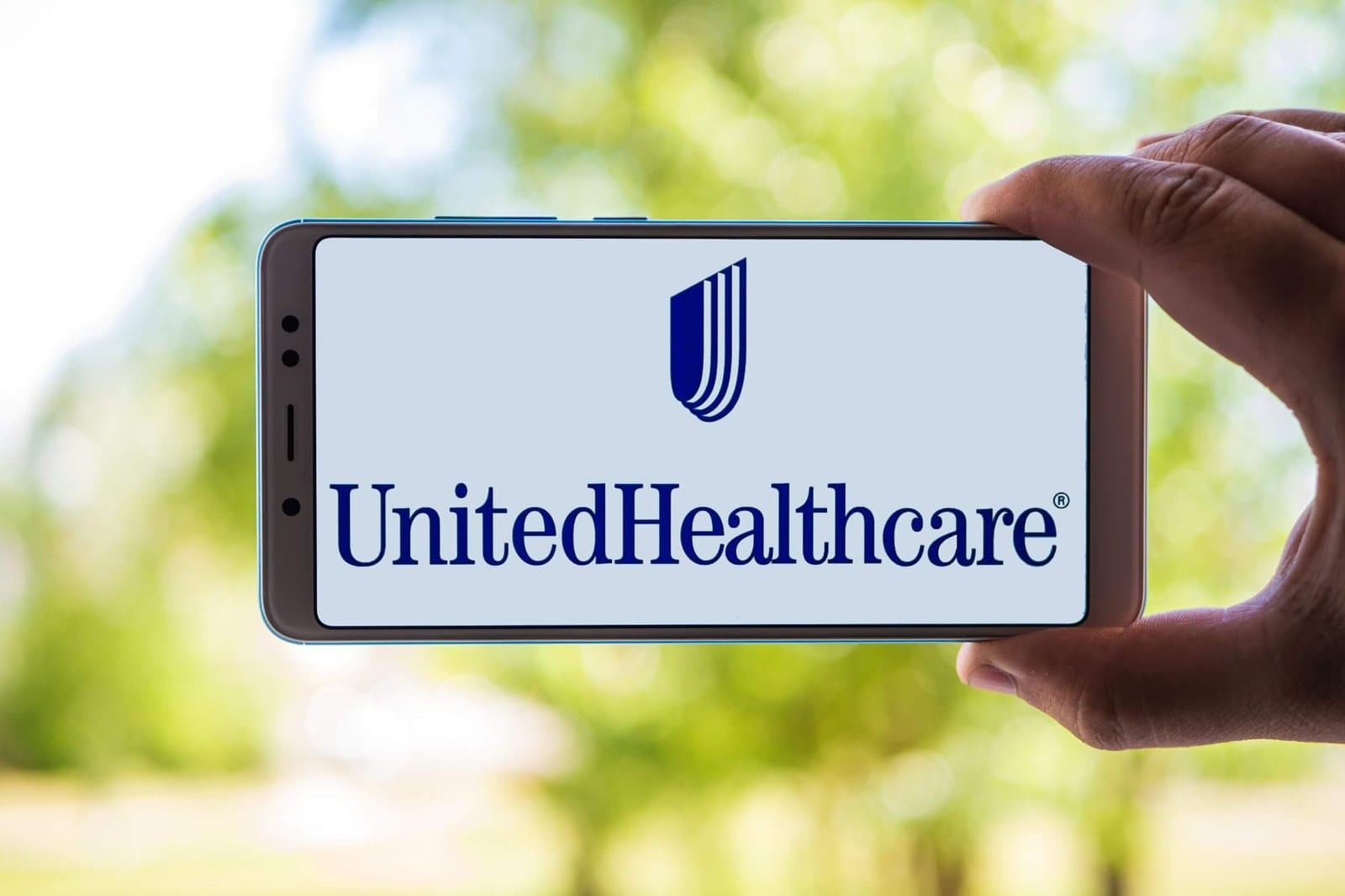 UnitedHealth Earnings Report Anticipated with Analysts Predicting Steady Performance