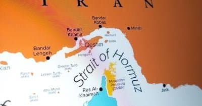 Iran Maintains Control Claims Over Strait of Hormuz Amid Rising US Tensions