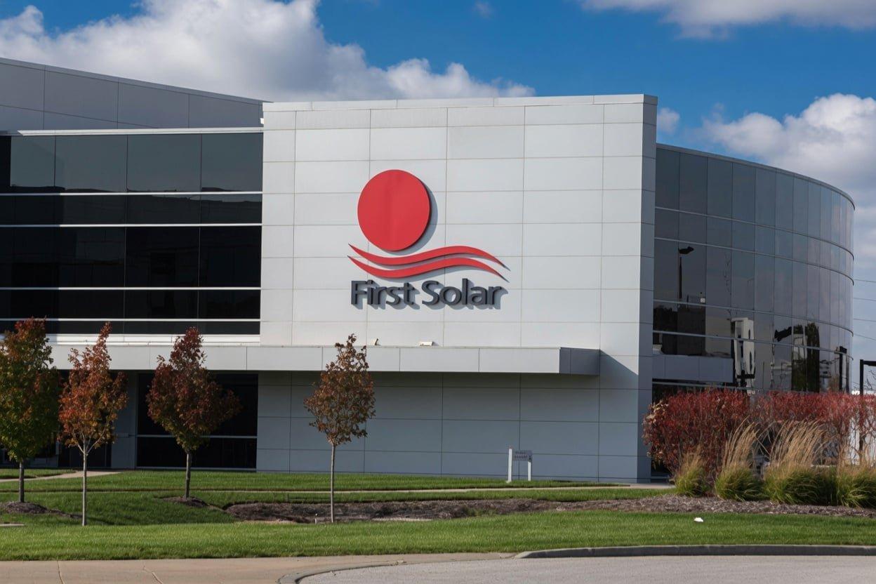 Deutsche Bank Upgrades First Solar Amid Ongoing Stock Decline