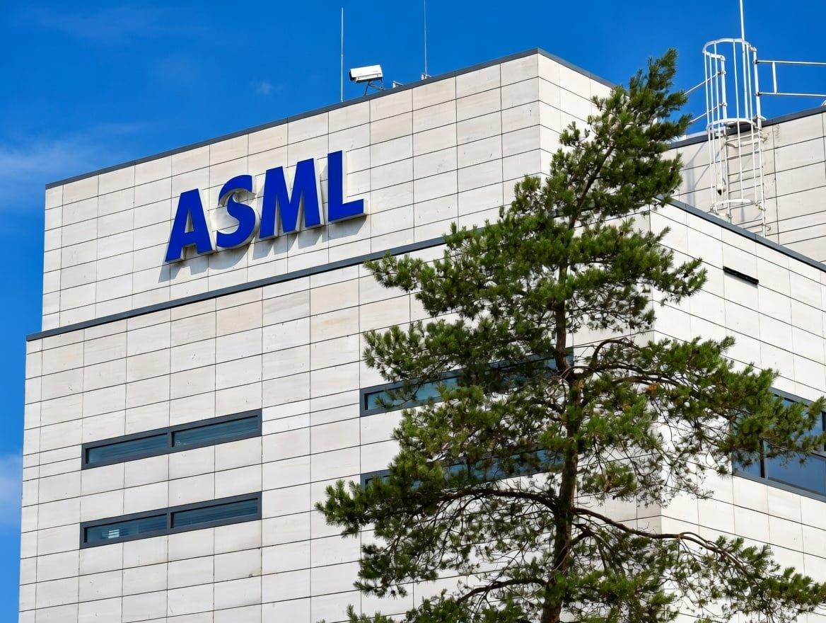 Bernstein Increases ASML Price Target to €2,300 Amid AI Growth