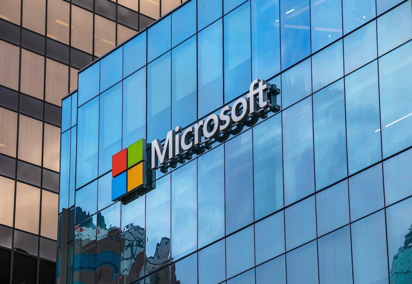 Microsoft Analyst Projects 12-Month Price Target of $550 for MSFT