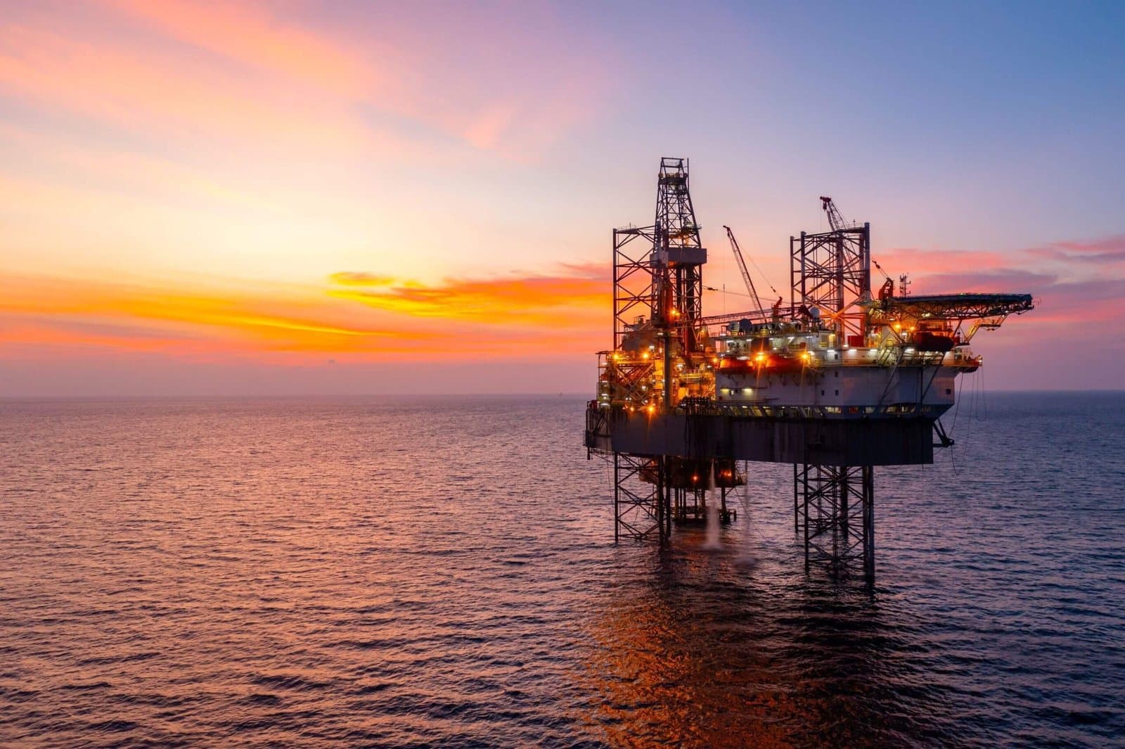 Oil Prices Retreat After Military Strikes in Gulf Region
